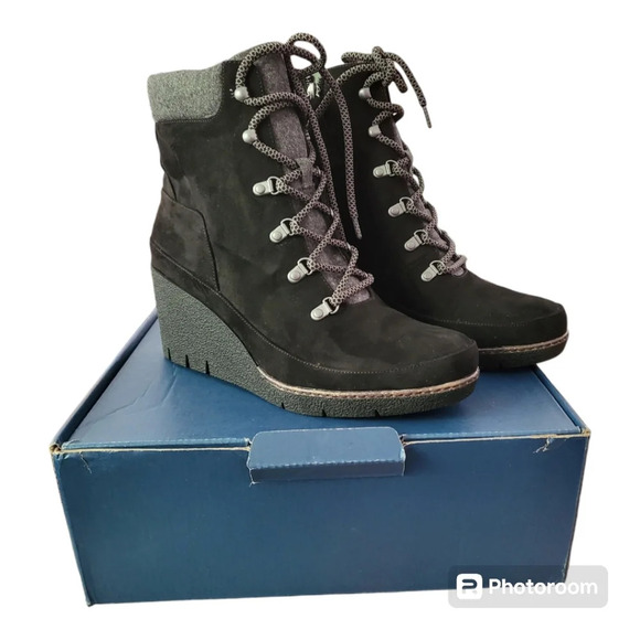 Dr Scholls Microfiber LADA black wedge boot - Picture 1 of 6